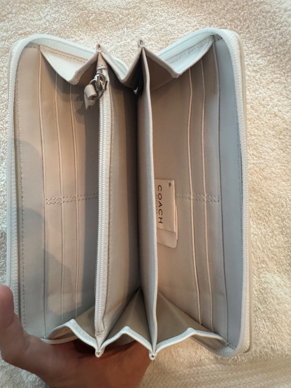 Coach Wallet - Picture 4 of 6